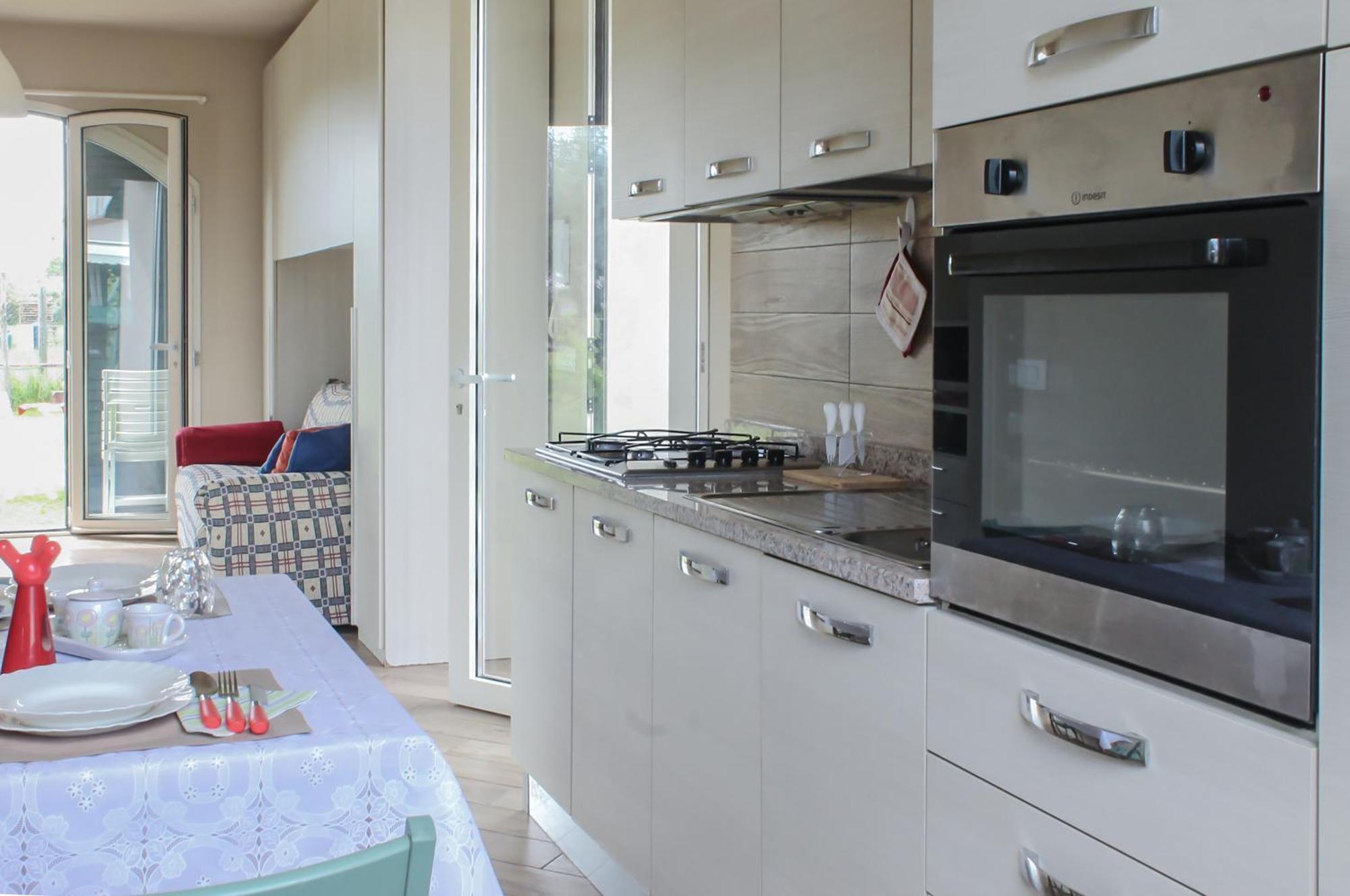 Modern Home With Private Parking Near The Station! لوكا المظهر الخارجي الصورة